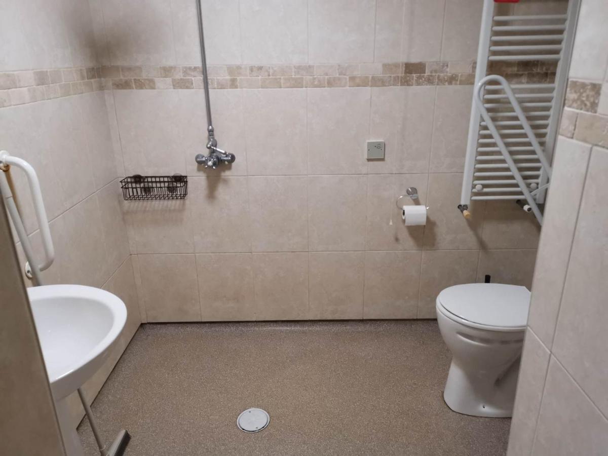 Llety Teifi Guest House Cardigan Eksteriør bilde